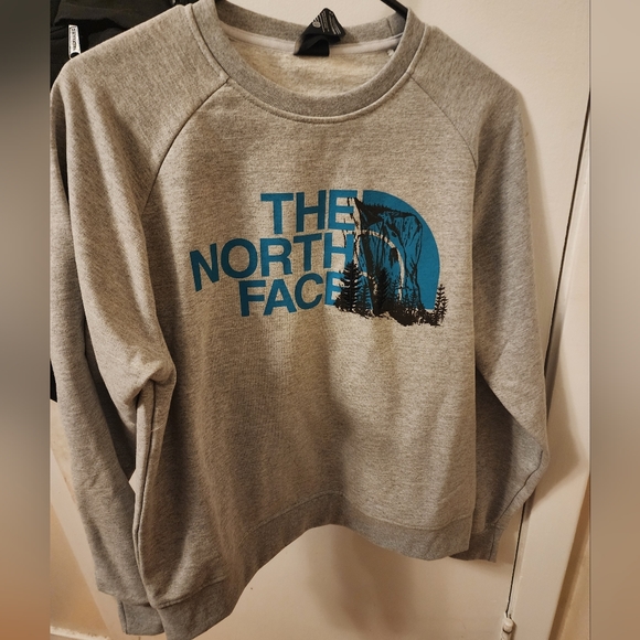 Crewneck - Picture 1 of 3